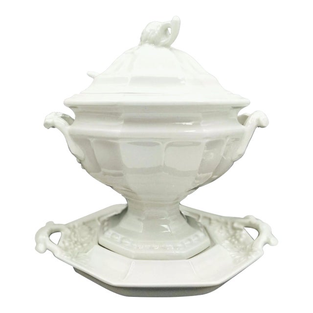 Ironstone, Soup Tureen, Circa 1960s Red Cliff China Ironstone Soup Tureen For Sale