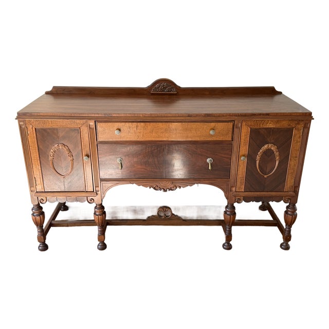 Vintage Hepplewhite-Style Sideboard / Buffet --Elegant Floral Carvings For Sale