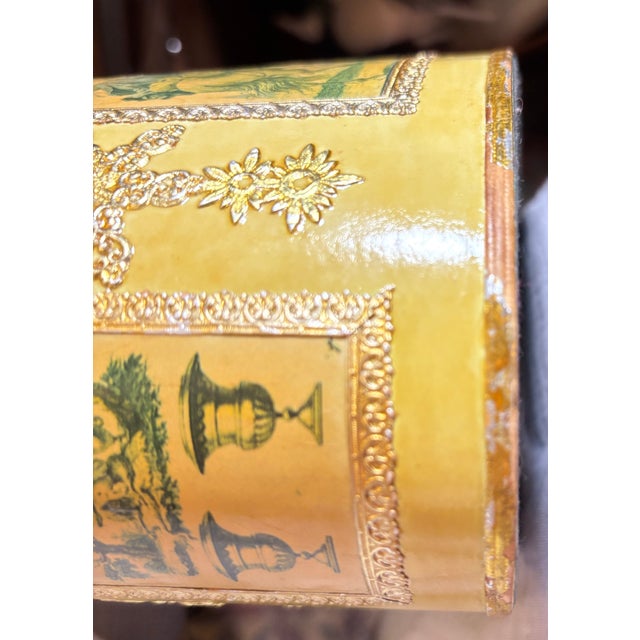 Metal 19th-Century French Toleware Cachepot With Gilt Metal Mounts For Sale - Image 7 of 11