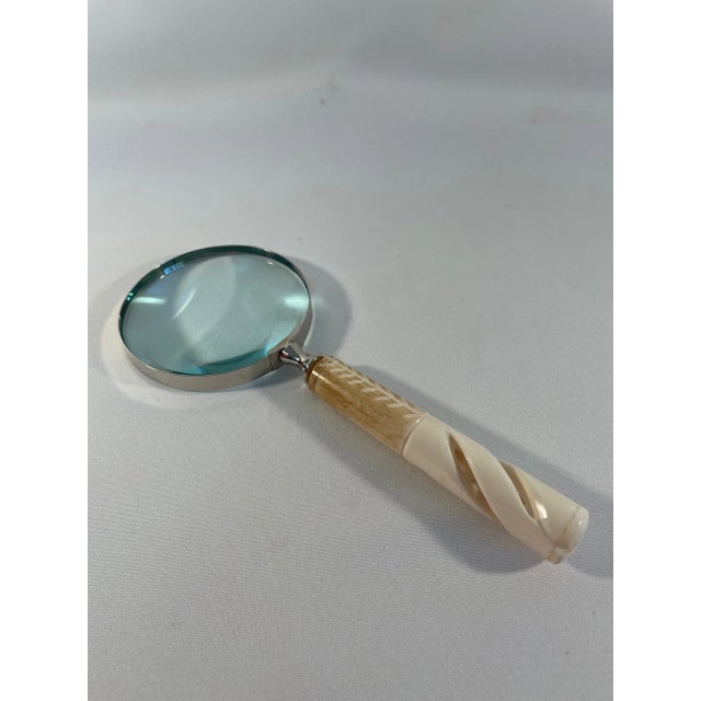 English Vintage Magnifying Glass With Carved Ivory Style Handle For Sale - Image 3 of 11