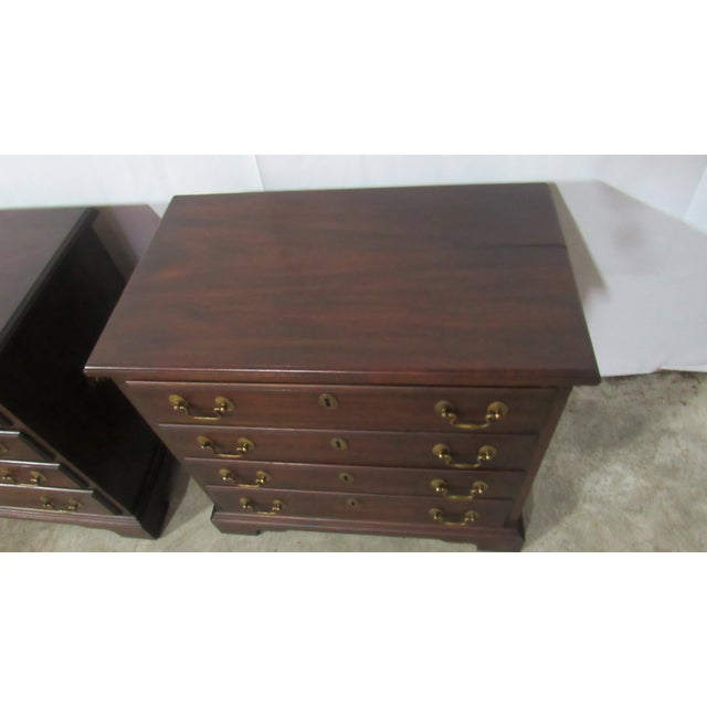 Henkel Harris 1980s Henkel Harris Four Drawer Nightstands Bachelors Chests Mahogany, 2 Pieces For Sale - Image 4 of 13
