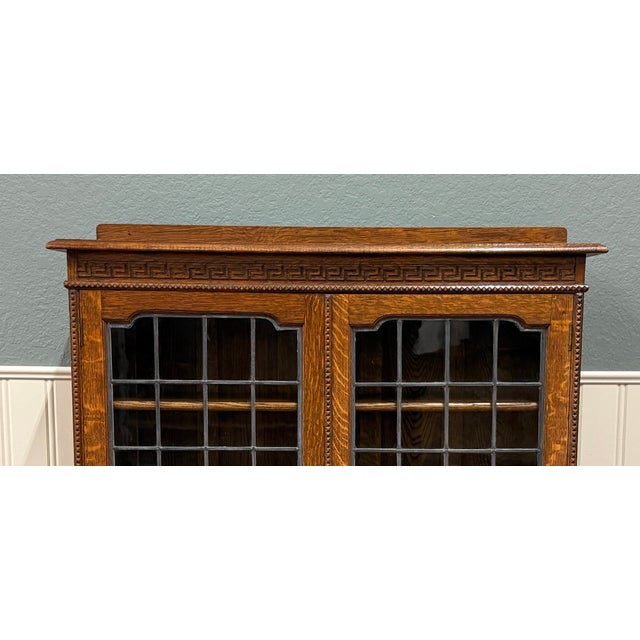Antique English Bookcase Cabinet Double Door Leaded Wavy Glass Oak c.1930s For Sale - Image 10 of 18