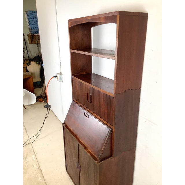 Mid 20th Century 1960s Walnut MCM Secretary Bookcase, Drop-Front Desk, Modular For Sale - Image 5 of 12