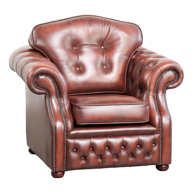 Cowhide Chesterfield Armchair in a Warm Brown Color Scheme For Sale