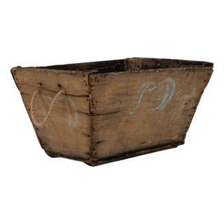 20th Century French Wooden Champagne Grape Harvesting Basket For Sale