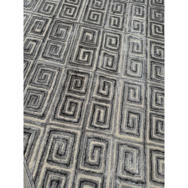 Contemporary 12ft 8in X 19ft 9in Decorator's Best Greek Key Merino Wool Area Rug For Sale - Image 3 of 17
