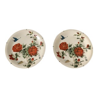 Early 20th Century Chinoiserie Floral and Butterfly Wall Plates, Pair For Sale