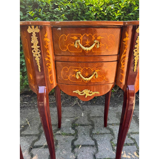 1980 French Louis XVI Mahogany Bronze Commodes - Pair For Sale - Image 6 of 15