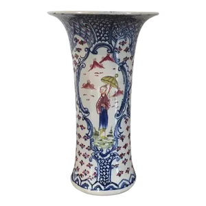 18th Century English George III Pearlware Creamware Trumpet Garniture Vase