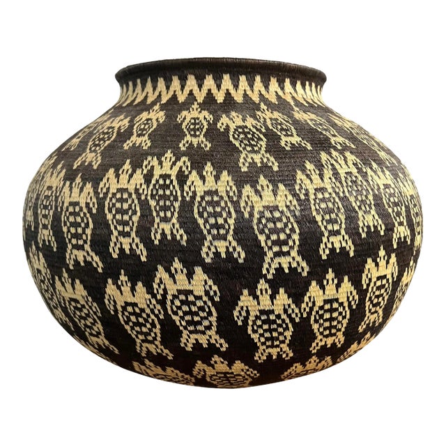 20th Century Emberá-Wounaan Turtle Basket For Sale