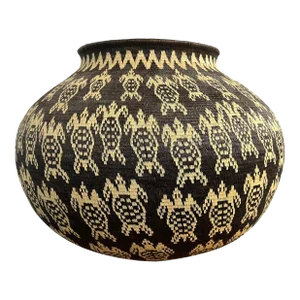 20th Century Emberá-Wounaan Turtle Basket