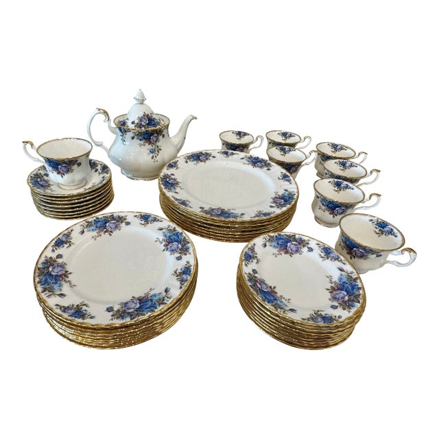 1980s Royal Albert Moonlight Rose Set - Made in England - Service for 8 - Mint / New: 41pc For Sale