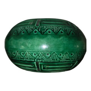 Vintage Art Deco Green Monochrome Glazed Porcelain Greek Key Bowl For Sale