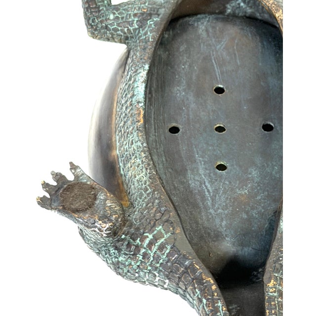Metal Large Cast & Patinated Bronze Alligator Soap Dish/ Vide-Poche For Sale - Image 7 of 15