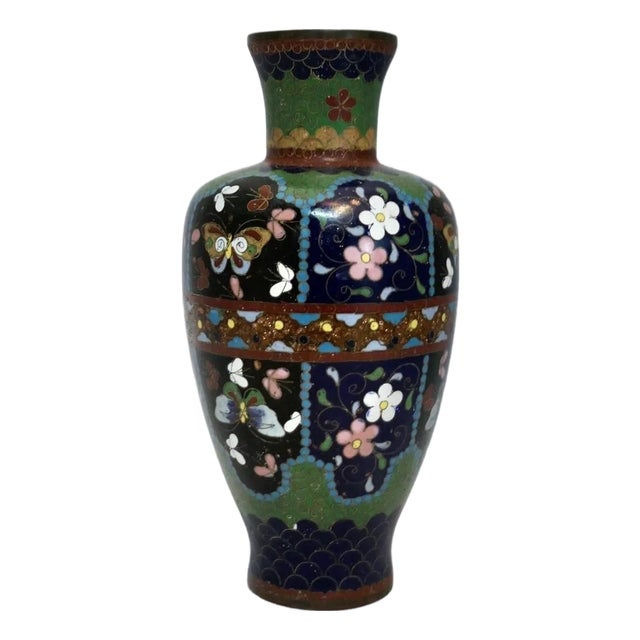 Early 20th Century Chinese Cloisonné' Vase For Sale