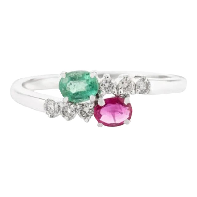 Modern Ruby Emerald Toi Et Moi 14k White Gold With Diamond Size 7 For Sale