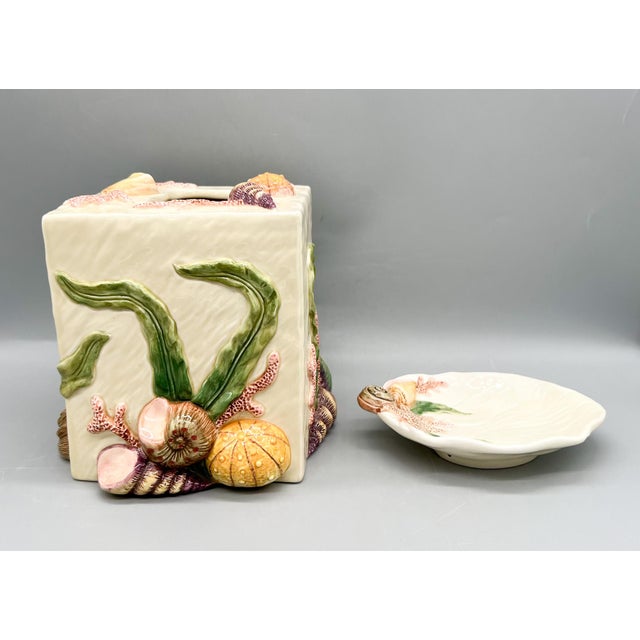 Nautical Vintage Fitz & Floyd Oceana Seashell Ceramic Tissue Box Cover & Soap Dish – Coastal / Palm Beach For Sale - Image 3 of 16