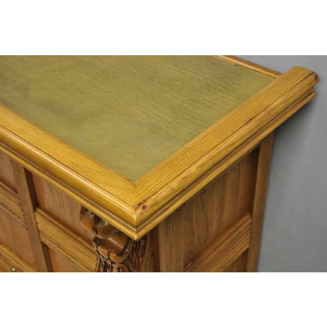 Wood Late 20th Century Pulaski Keepsake Collection Oak Wood Bar With Griffins and 2 Swivel Bar Stools - Set of 3 For Sale - Image 7 of 12