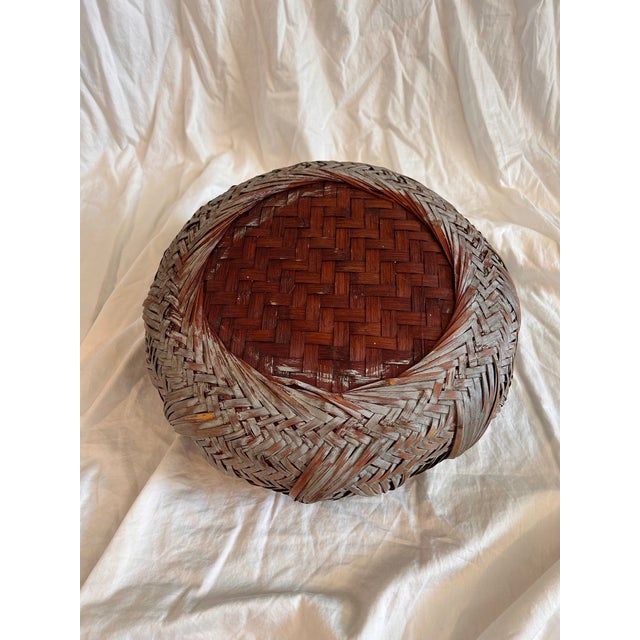 Gorgeous vintage bamboo Ikebana Basket. This traditional Japanese flower arranging basket mixes well with a variety of...