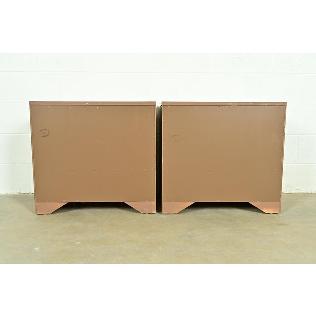 Thomasville Mid-Century Modern Hollywood Regency Sculpted Walnut Campaign Nightstands, Pair For Sale - Image 15 of 17