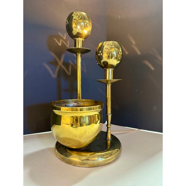 Laurel Lamp Company Vintage Perforated Brass Accent Lamp With Planter For Sale - Image 4 of 9