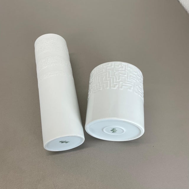 Abstract Porcelain Vases by Cuno Fischer for Rosenthal, Germany, 1980s, Set of 2 For Sale - Image 15 of 16