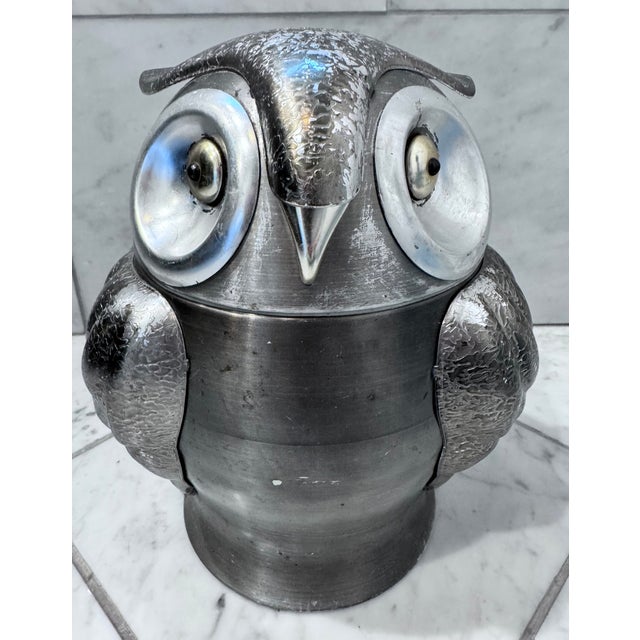 1970's Italian Owl Ice Bucket. Fun vintage ice bucket in the shape of an owl. Made by Seymour Mann. Beautiful detailing...