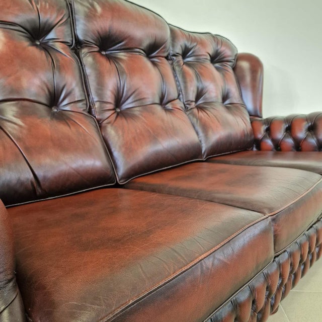 Chesterfield Leather Living Room Set, 1970s, Set of 4 For Sale - Image 6 of 18
