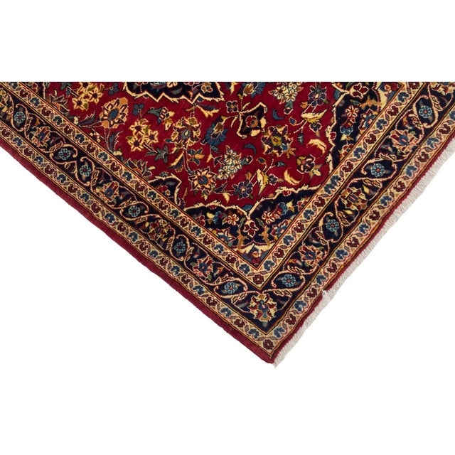 Middle Eastern Rug in Wool For Sale - Image 4 of 6