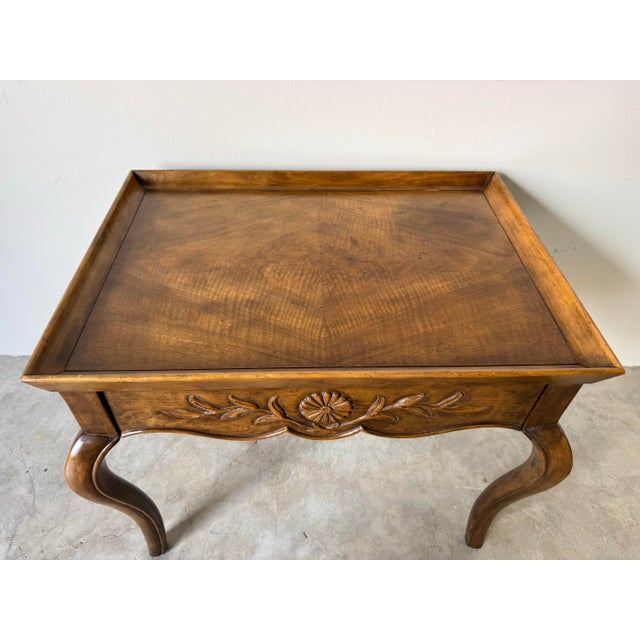 French Provincial Vintage Baker French Provincial-Style One Drawer End Table or Nightstand For Sale - Image 3 of 12