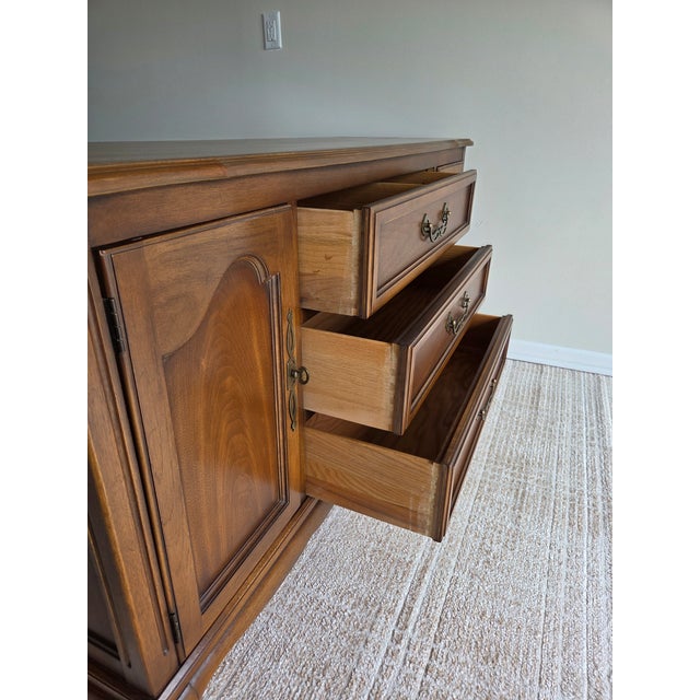 Mid 20th Century Vintage Drexel French Provincial Style Walnut Sideboard, Mid-20th Century For Sale - Image 5 of 10