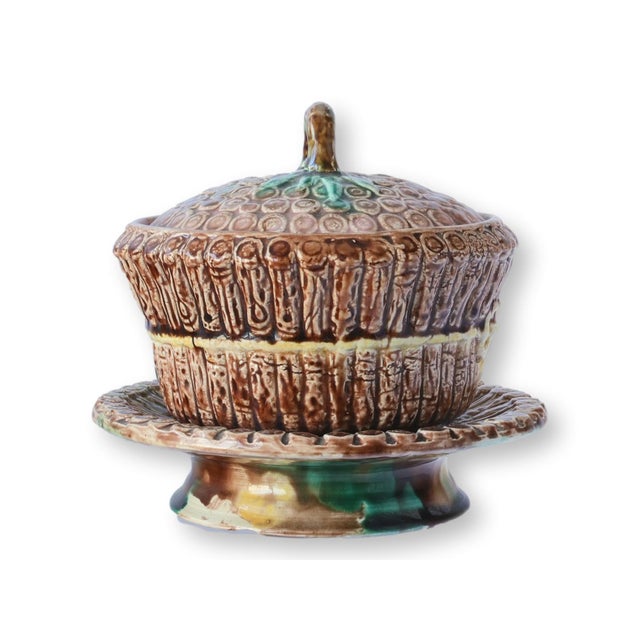 Late 19th Century Rare English Majolica Footed Tureen For Sale - Image 4 of 7