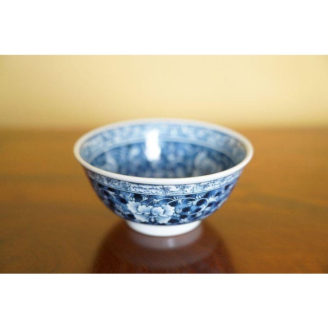 Late 20th Century Contemporary Chinese Blue and White Porcelain Bowl With Floral Scroll Decoration For Sale - Image 4 of 7