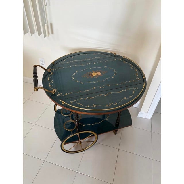 Mid-Century Italian Hollywood Regency Marquetry Drop-Leaf Bar Cart For Sale - Image 4 of 9