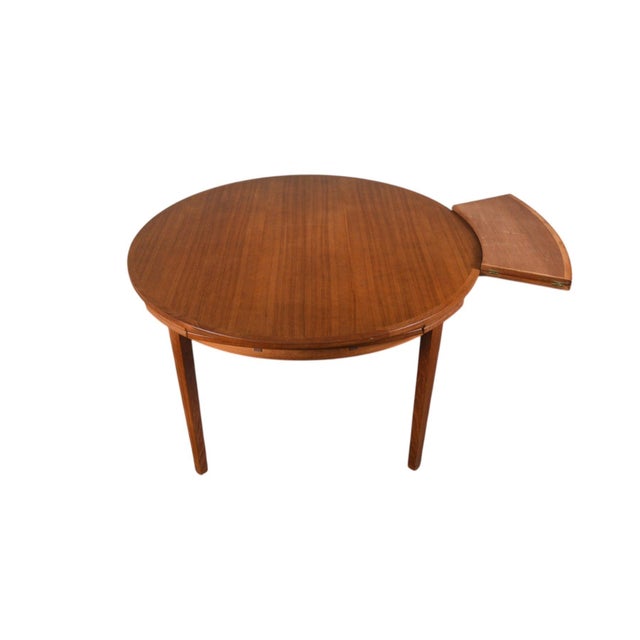 Mid 20th Century Lotus / Flip Flap Dining Table in Teak by Dyrlund For Sale - Image 5 of 15
