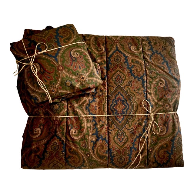 Ralph Lauren Queen Reversible Comforter and Pillow Shams, Brianna Paisley Vintage Excellent "Mint" Condition For Sale