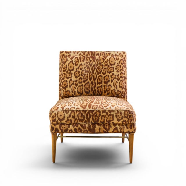Paul McCobb for Calvin Mid Century Walnut and Brass Chaise Lounge This chaise measures: 24.5 wide x 53 deep x 32.5 high,...