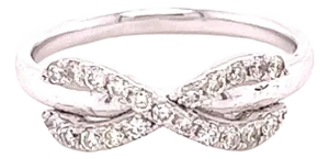 0.29 Carat Diamond 14 Karat White Gold Ring, Size 6.5