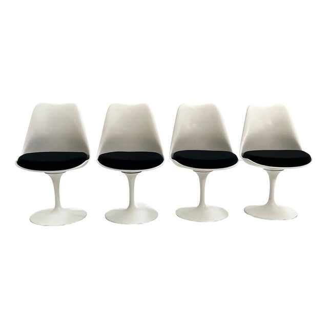 Swivel Tulip Chair by Eero Saarinen for Knoll, 1960s, Set of 4 For Sale