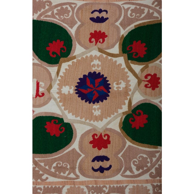 Tan Suzani Wall Hanging Decor - Uzbek Textile 3'11'' X 3'11'' For Sale - Image 8 of 10
