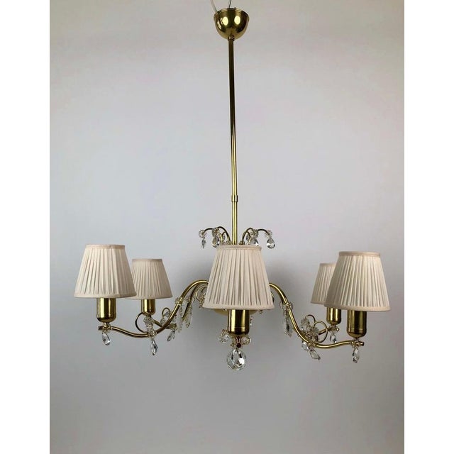Hollywood Regency Brass 6-Arm Chandelier with Cream Silk Shades, Austria, 1940s For Sale - Image 3 of 14
