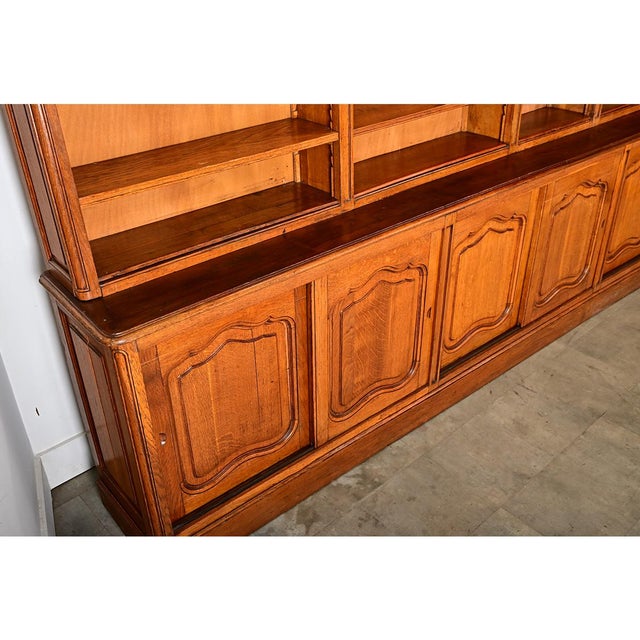 French Late 19th Century Oak Corner Bookcase For Sale - Image 12 of 16
