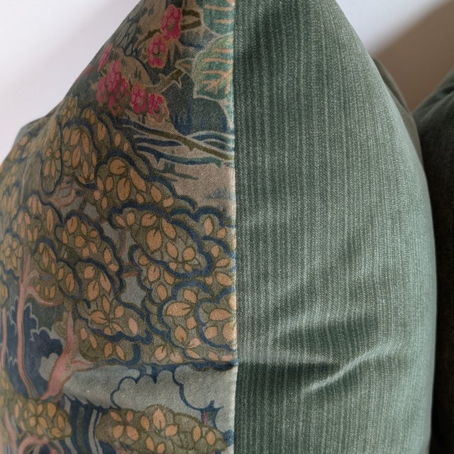 Kravet Gp & J Baker Ruskin Velvet Pillows in Emerald For Sale - Image 4 of 6
