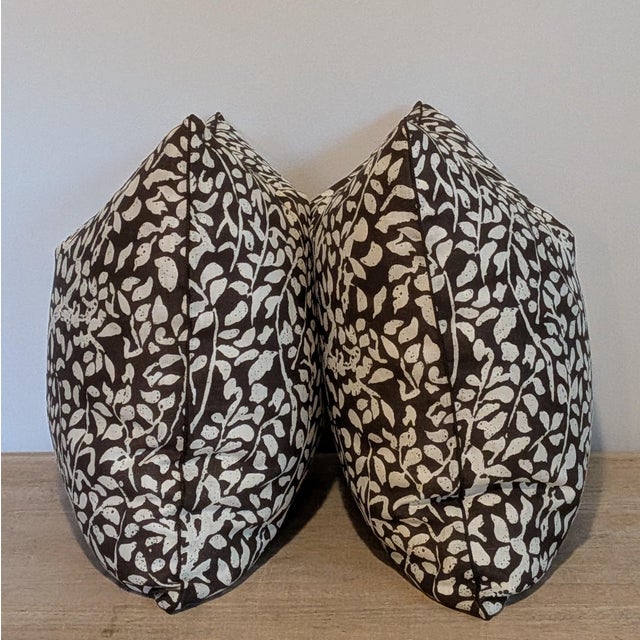 Traditional Quadrille Arbre De Matisse Tint on Brown Linen Pillows - Double Sided Pair For Sale - Image 3 of 7