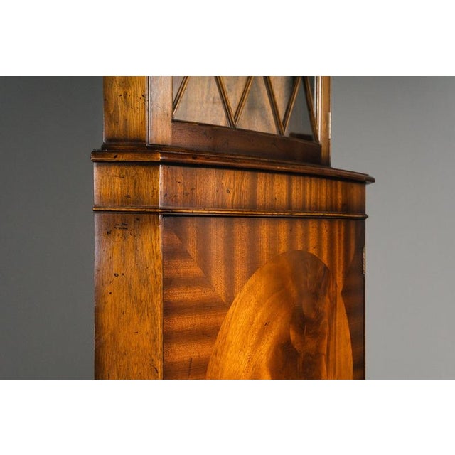 English Style Corner Cabinet in Wood For Sale - Image 6 of 18