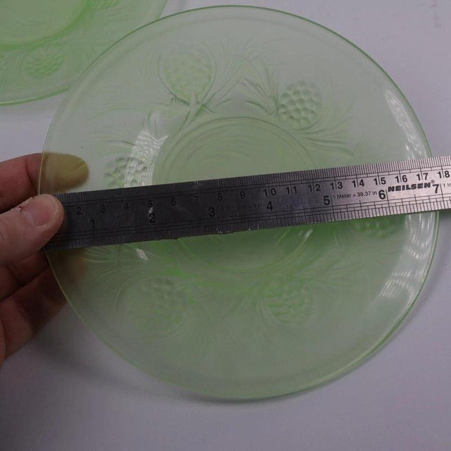 Gold Art Deco Jobling Jade Green Fircone Uranium Glass Plates, 1930s, Set of 6 For Sale - Image 8 of 13
