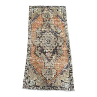 Turkish Yastik Rug 1'5" x 2'11" For Sale