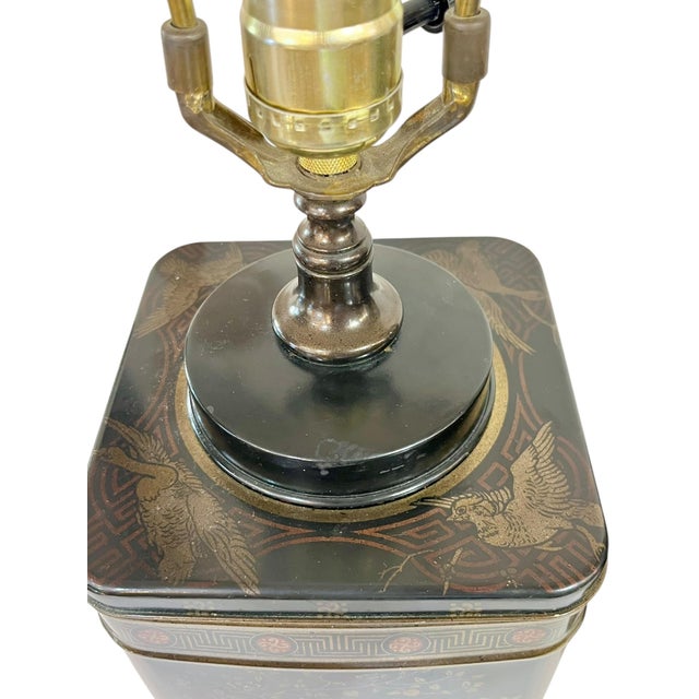 Mid 20th Century Pair Frederick Cooper Style Black Chinoiserie English Tin Tea Caddy Lamps With Original Shades For Sale - Image 11 of 18