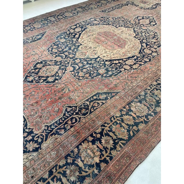 Antique Ferahan Sarouk Muted Natural Dyes Rug 10 x 17.3 For Sale - Image 13 of 13