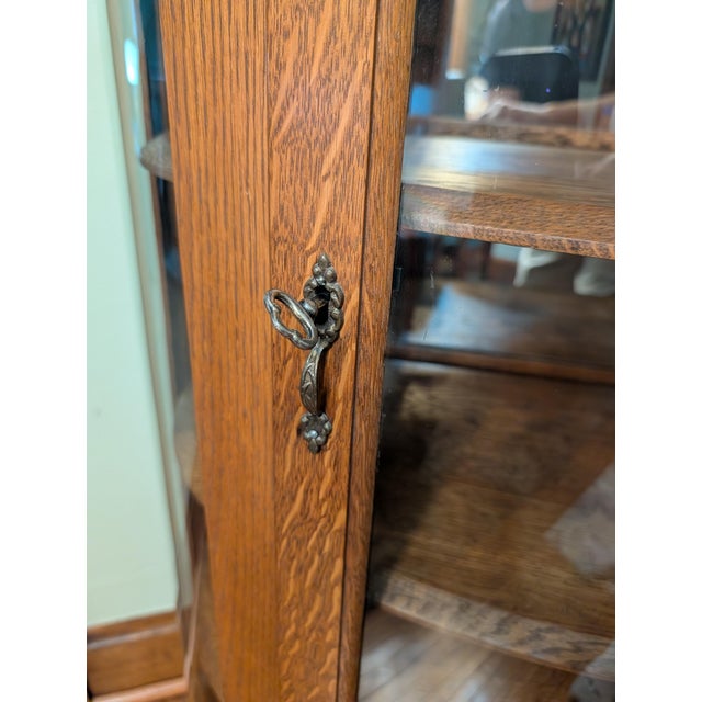 Early 20th Century Antique Curved Glass Curio Cabinet For Sale - Image 5 of 11